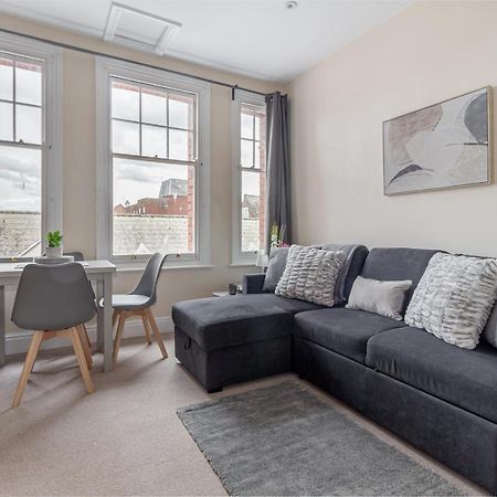 Guest Homes - Trinity Apartment Worcester Kültér fotó